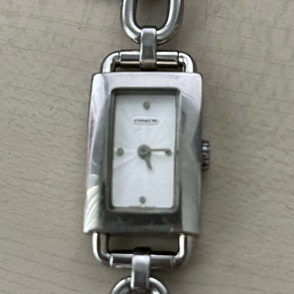 Coach 14500505 Silver Charm Bracelet Women Watch - Picture 6 of 6